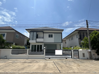 For sale 3 bedrooms house in Mueang Ratchaburi, Ratchaburi