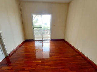 À vendre 3 chambres maison à Mueang Samut Sakhon, Samut Sakhon
