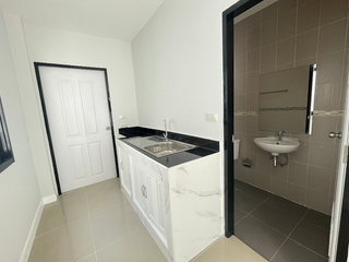 For sale 3 bedrooms house in Mueang Rayong, Rayong