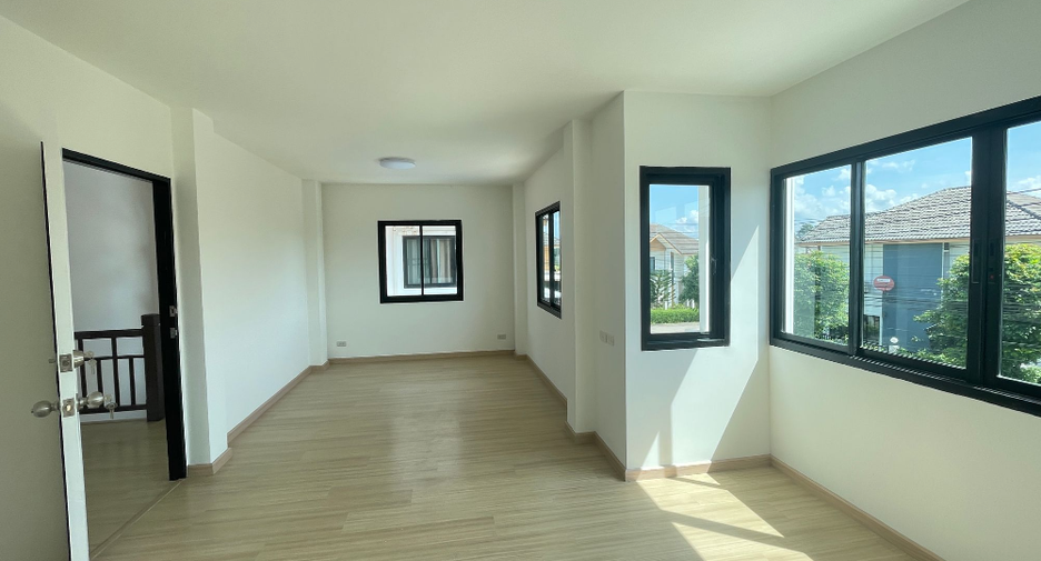 For sale 3 bedrooms house in Mueang Rayong, Rayong