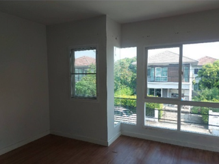 For sale 3 bedrooms house in Thung Khru, Bangkok
