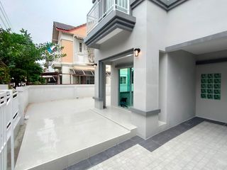 À vendre 3 chambres maison à Khlong Sam Wa, Bangkok