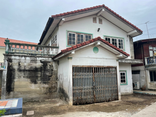 出售 3 卧室 独立屋 在 Bang Khun Thian, 曼谷