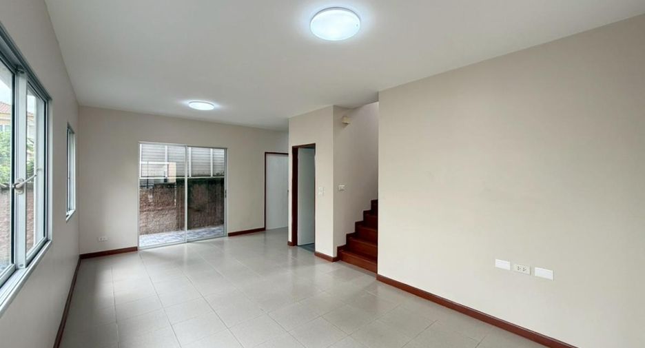 Продажа 3 спальни дом в Bang Phli, Самутпракан