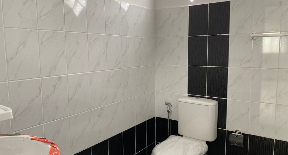 For sale 3 bedrooms house in Mueang Rayong, Rayong