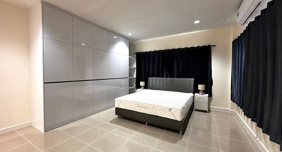 Haus zur Miete mit 3 Zimmer in Bang Lamung, Chonburi