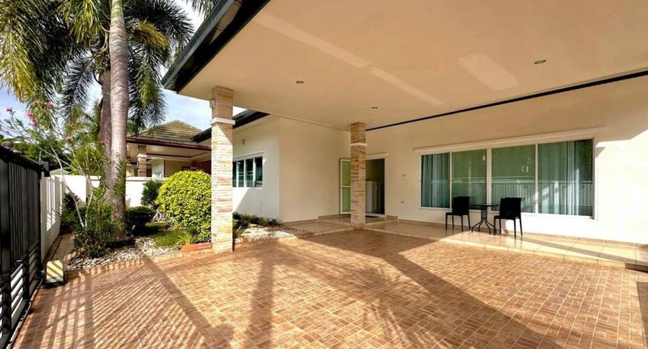 Haus zur Miete mit 3 Zimmer in Bang Lamung, Chonburi