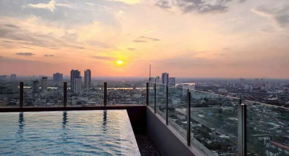 For sale 2 bedrooms condo in Bang Sue, Bangkok