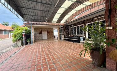 Аренда 3 спальни дом в Банг Ламунг, Чонбури