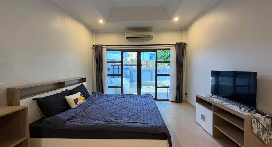 Haus zur Miete mit 3 Zimmer in Bang Lamung, Chonburi