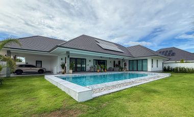 Villa zum Kauf mit 3 Zimmer in Hua Hin, Prachuap Khiri Khan