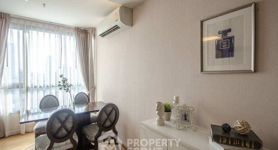 For sale 2 ベッドルーム condo in Watthana, Bangkok