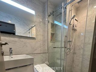 Condo en venta de 2 habitaciones en Huai Khwang, Bangkok