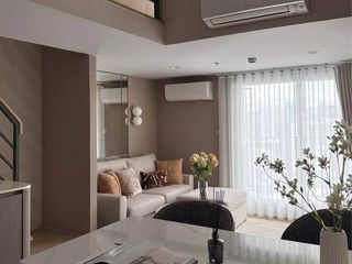 For rent 2 bedrooms condo in Bang Rak, Bangkok