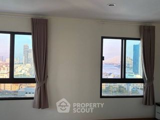 Wohnung zur Miete mit 2 Zimmer in Yan Nawa, Bangkok