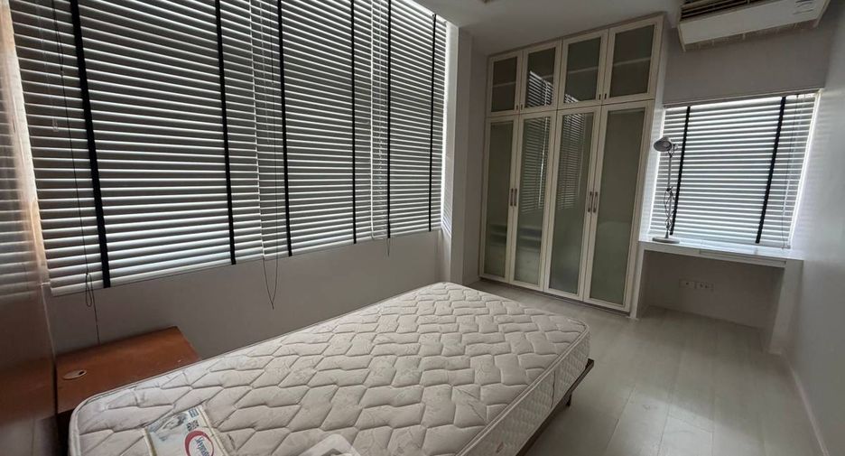 Apartment zur Miete mit 2 Zimmer in Bang Rak, Bangkok