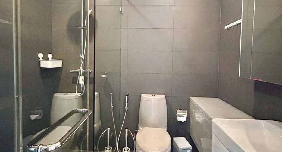 Wohnung zur Miete mit 2 Zimmer in Pathum Wan, Bangkok