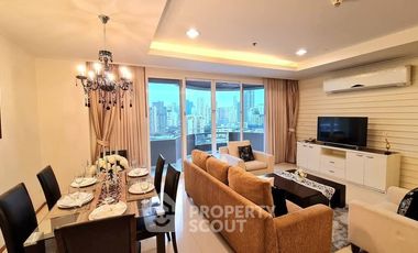 For rent 3 bedrooms apartment in Watthana, Bangkok