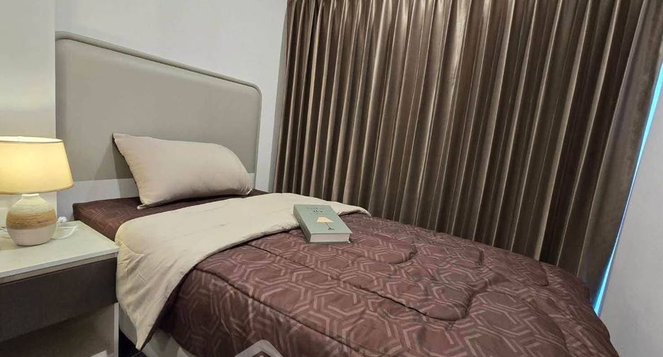 For rent 2 bedrooms condo in Huai Khwang, Bangkok