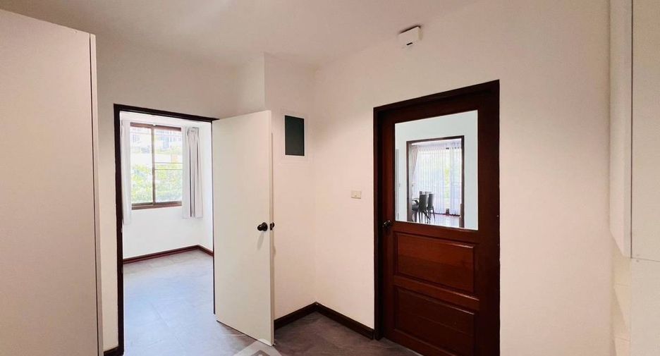 Apartment zur Miete mit 2 Zimmer in Watthana, Bangkok