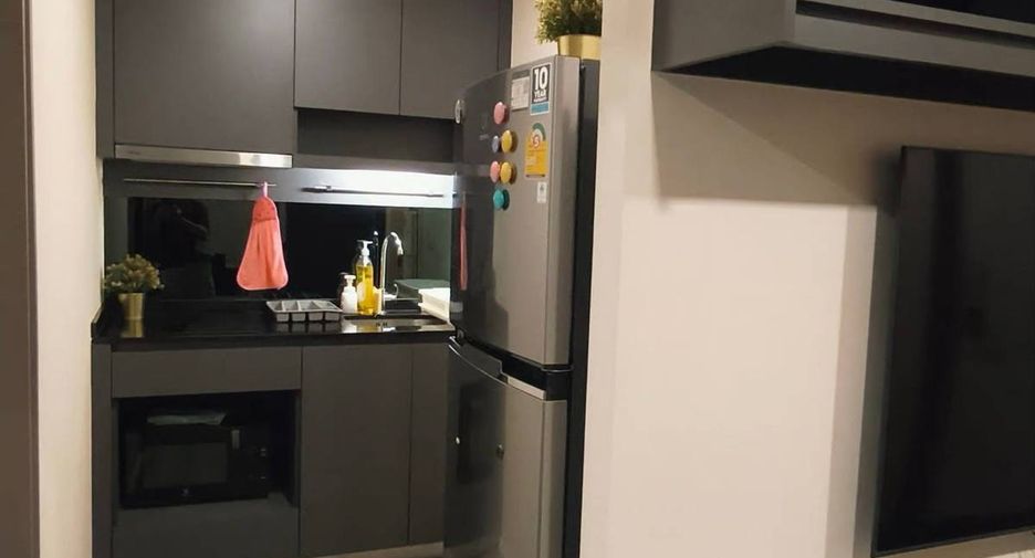 For rent 1 bed condo in Phaya Thai, Bangkok