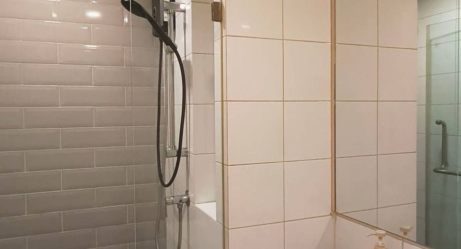 For rent 1 bed condo in Phaya Thai, Bangkok