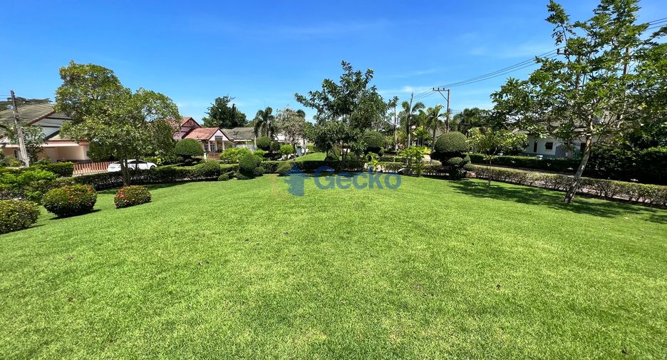 For sale 3 bedrooms house in Huay Yai, Pattaya