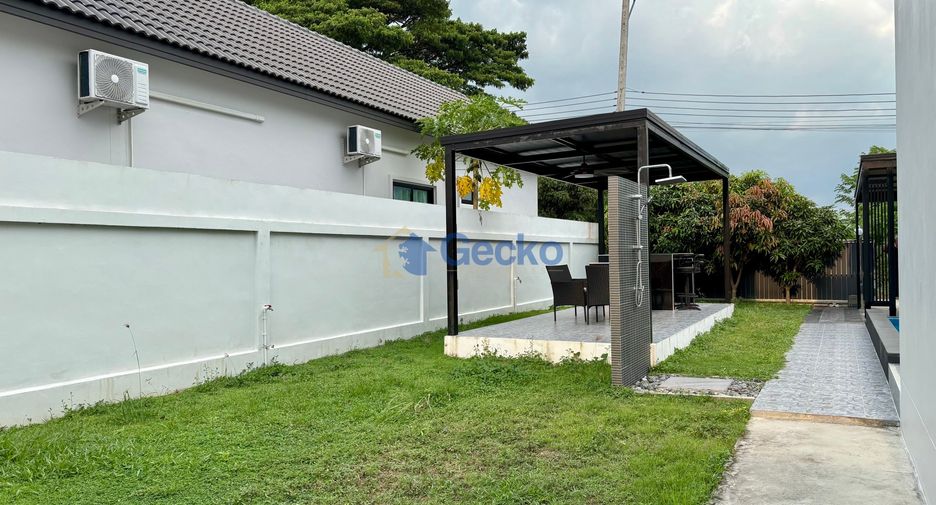 For rent 4 bedrooms house in Bang Lamung, Chonburi