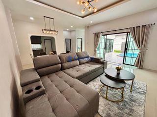 For rent 4 bedrooms house in Bang Lamung, Chonburi