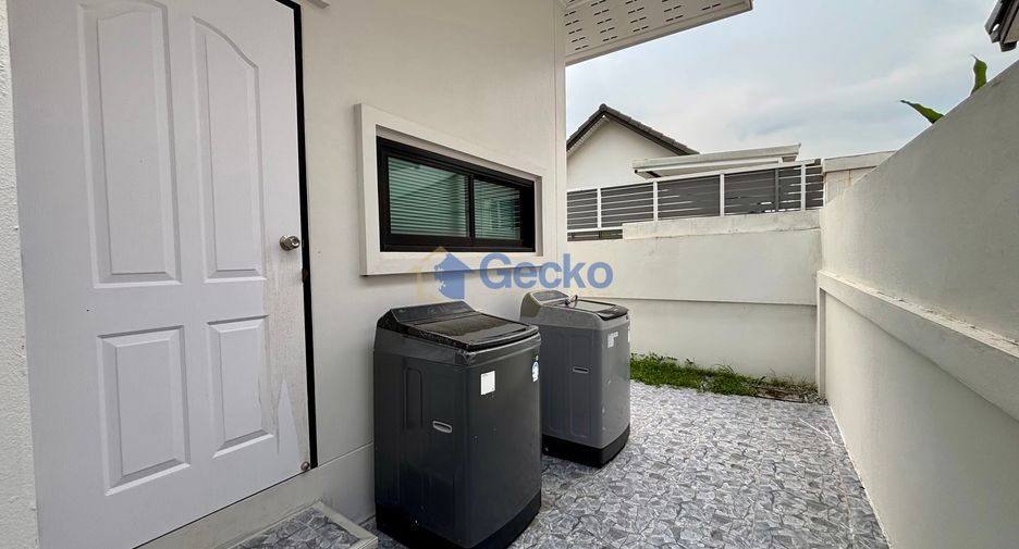 For rent 4 bedrooms house in Bang Lamung, Chonburi