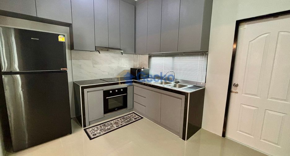 For rent 4 bedrooms house in Bang Lamung, Chonburi