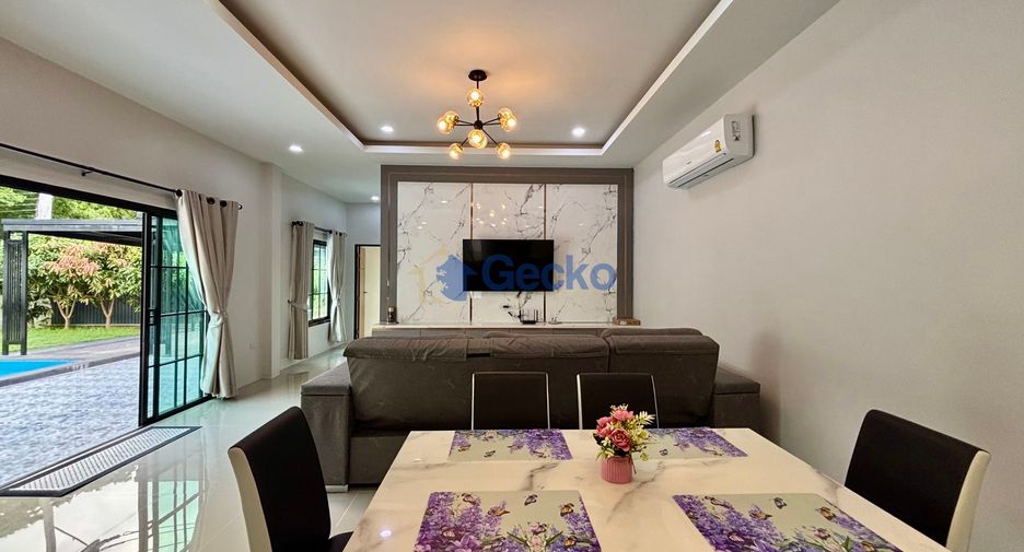 For rent 4 bedrooms house in Bang Lamung, Chonburi