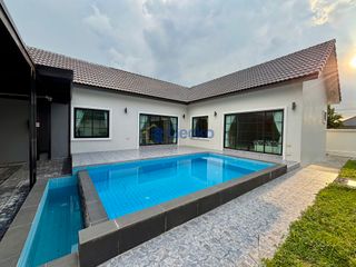 For rent 4 bedrooms house in Bang Lamung, Chonburi