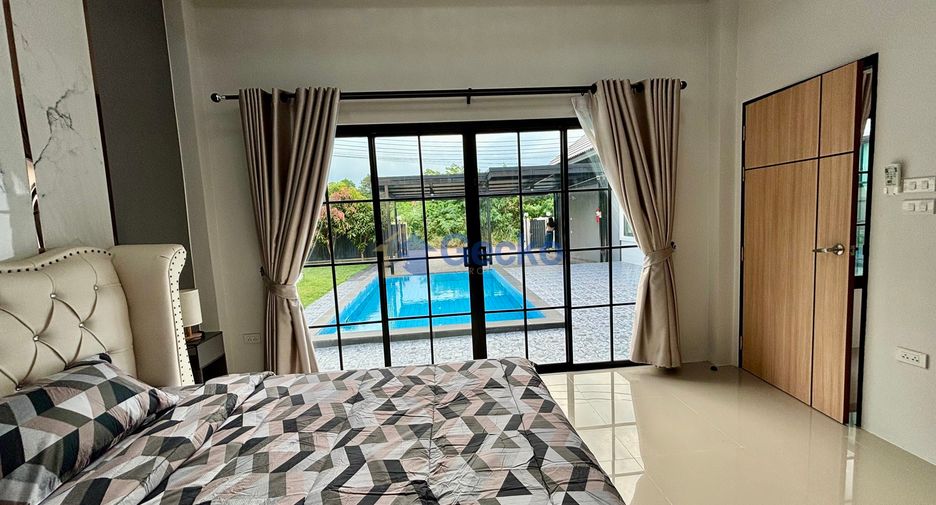 For rent 4 bedrooms house in Bang Lamung, Chonburi