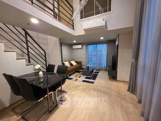 For rent 2 bedrooms condo in Bang Rak, Bangkok