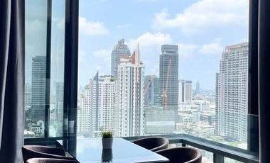 For rent 2 bedrooms condo in Bang Rak, Bangkok