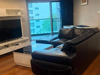À louer 3 chambres condo à Huai Khwang, Bangkok