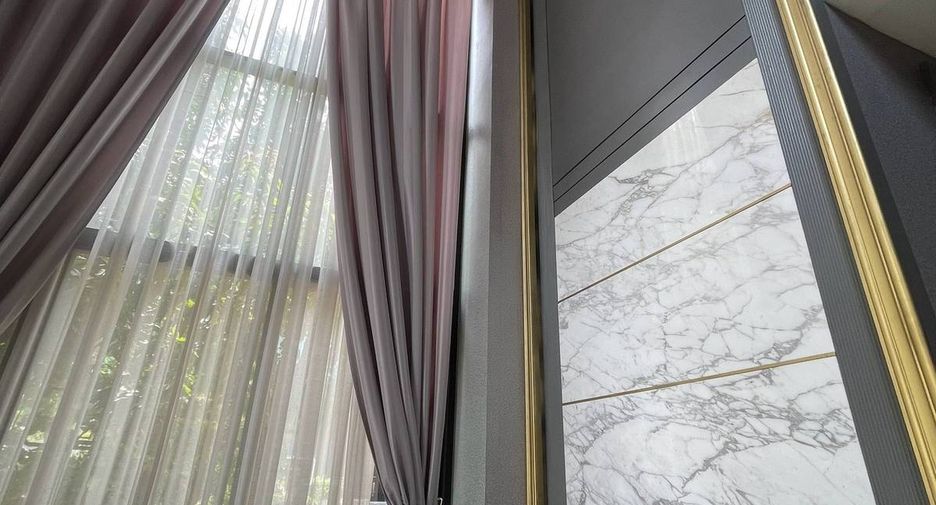Casa en alquiler de 7 habitaciones en Wang Thonglang, Bangkok