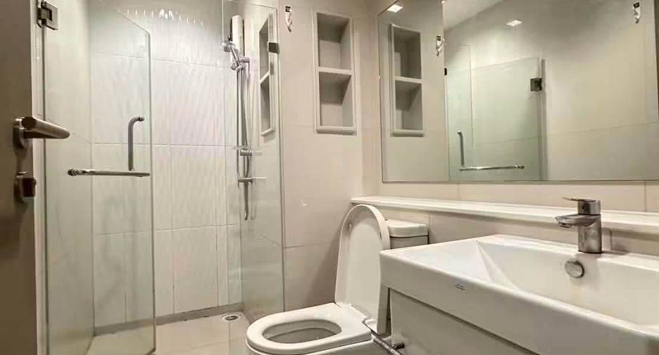 Condo en alquiler de 1 habitaciones en Huai Khwang, Bangkok