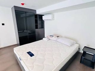 Wohnung zur Miete mit 1 Zimmer in Bang Rak, Bangkok