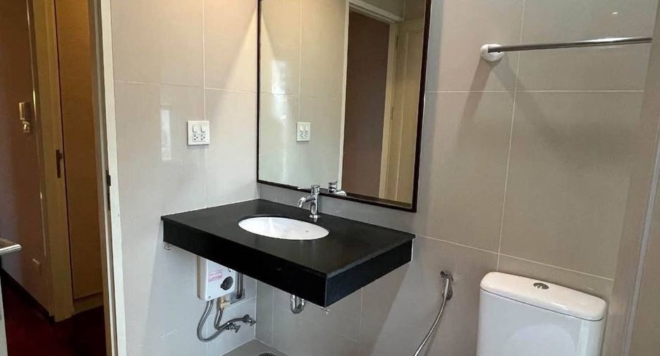 Wohnung zur Miete mit 2 Zimmer in Watthana, Bangkok