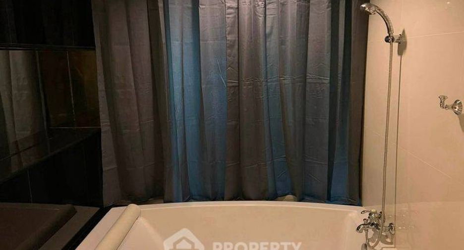 À louer 1 chambre condo à Pathum Wan, Bangkok