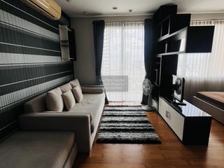 Condo en alquiler de 1 habitaciones en Khlong San, Bangkok