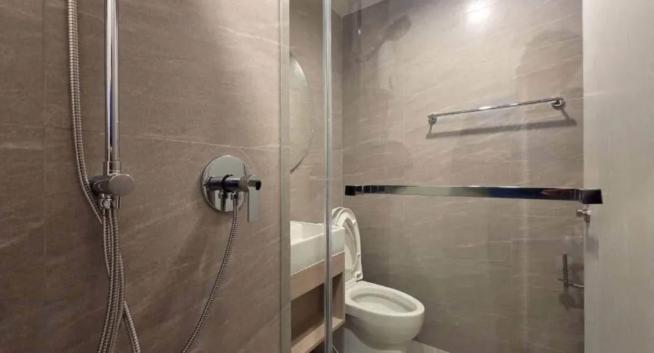 Condo en alquiler de estudio en Khlong San, Bangkok