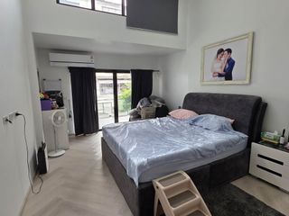 For rent and for sale 3 bedrooms townhouse in Watthana, Bangkok