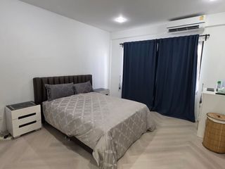 For rent and for sale 3 bedrooms townhouse in Watthana, Bangkok
