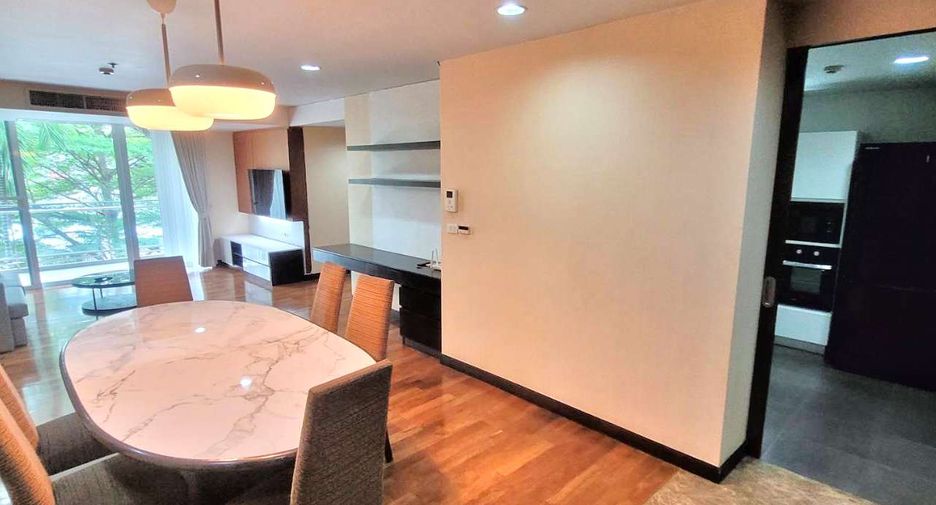 Condo en alquiler de 3 habitaciones en Watthana, Bangkok