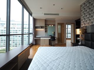 Condo en alquiler de 2 habitaciones en Khlong Toei, Bangkok