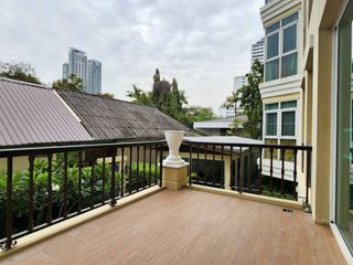 Wohnung zur Miete mit 3 Zimmer in Watthana, Bangkok