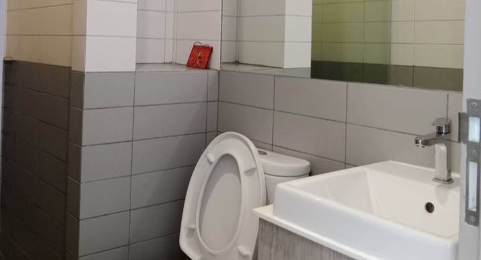 Wohnung zur Miete mit 2 Zimmer in Phra Khanong, Bangkok